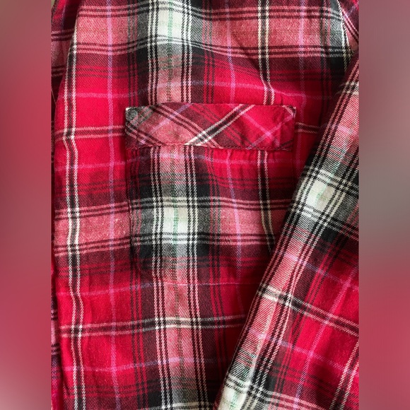 Victorias’s Secret 2pc Plaid Pajama Set Long Sleeve Button Down and Pants - Picture 8 of 15